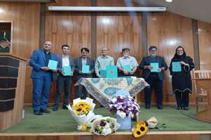 آیین رونمایی از کتاب رفتارشناسی هنری حافظ نوشتۀ دکتر خسرو قاسمیان در تالار حافظ
