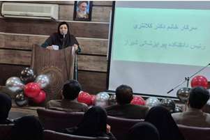 آیین «رویش» دانشجویان جدیدالورود پیراپزشکی شیراز برگزار شد